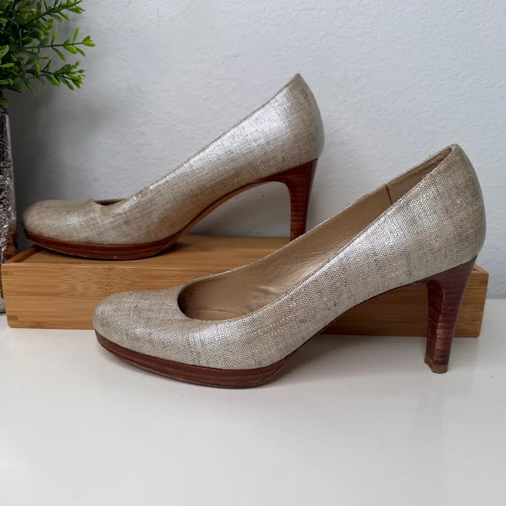 Stuart‎ Weitzman Pumps Womens Gold Metallic Linen Stacked Heel Classic 8M